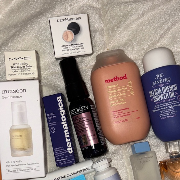 Lancome and More: Skincare and Makeup Collection - Picture 4 of 7